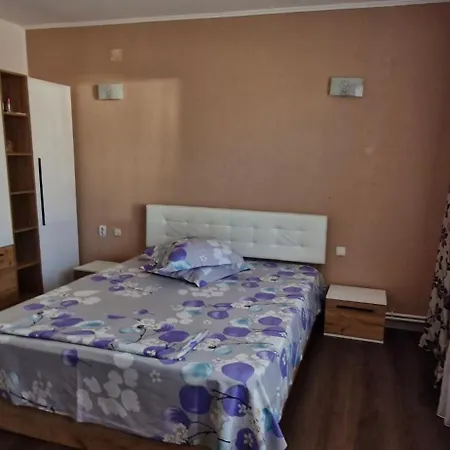 Alex Si Maria Quarto em Acomodações Particulares Două Mai